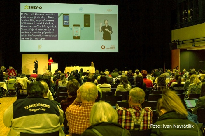 Novými partnery konference INSPO o technologiích pro osoby se specifickými potřebami jsou CZ.NIC a Microsoft